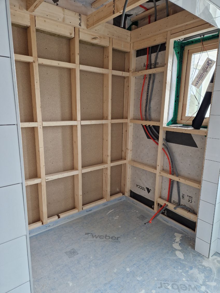 Före-bild: Bastu  – Ludvika